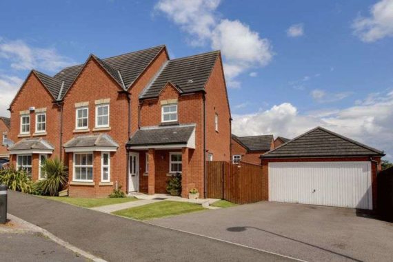 5 Bedroom Detached